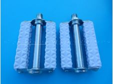 Early Motobecane, Mobylette AV3 White Pedals French Thread Size 14x1.25 mm (Union - Lyotard type)