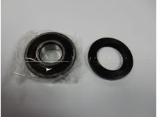 Wheel bearing kit 6204 2RS SKF + oil seal Piaggio NRG Typhoon
