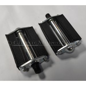 Raleigh RM4,RM5,RM6 Runabout, RM7 Wisp ,RM8,RM9,RM11,RM12, Moped Pedals (PLAIN SET)