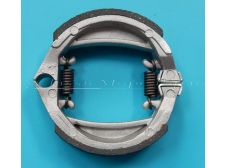 Mobylette 80 x 20mm Brake Shoes with springs and linings (part number 16104 / 17285)