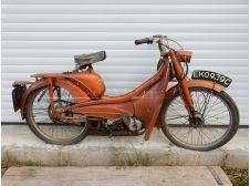 1965 Motobecane, Mobylette AV48 Moped for Restoration For Sale (Rare Model with legshields) NOW SOLD