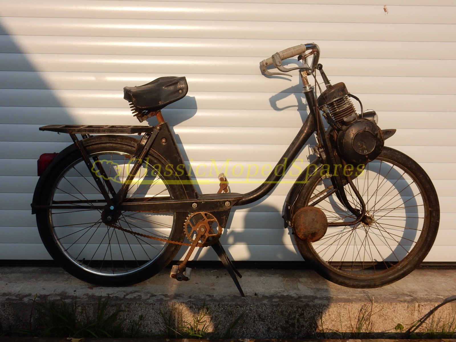 1962 Velo Solex 2200v1 Autocycle Moped For Sale (Restoration or Parts Barn Find) - Image 8