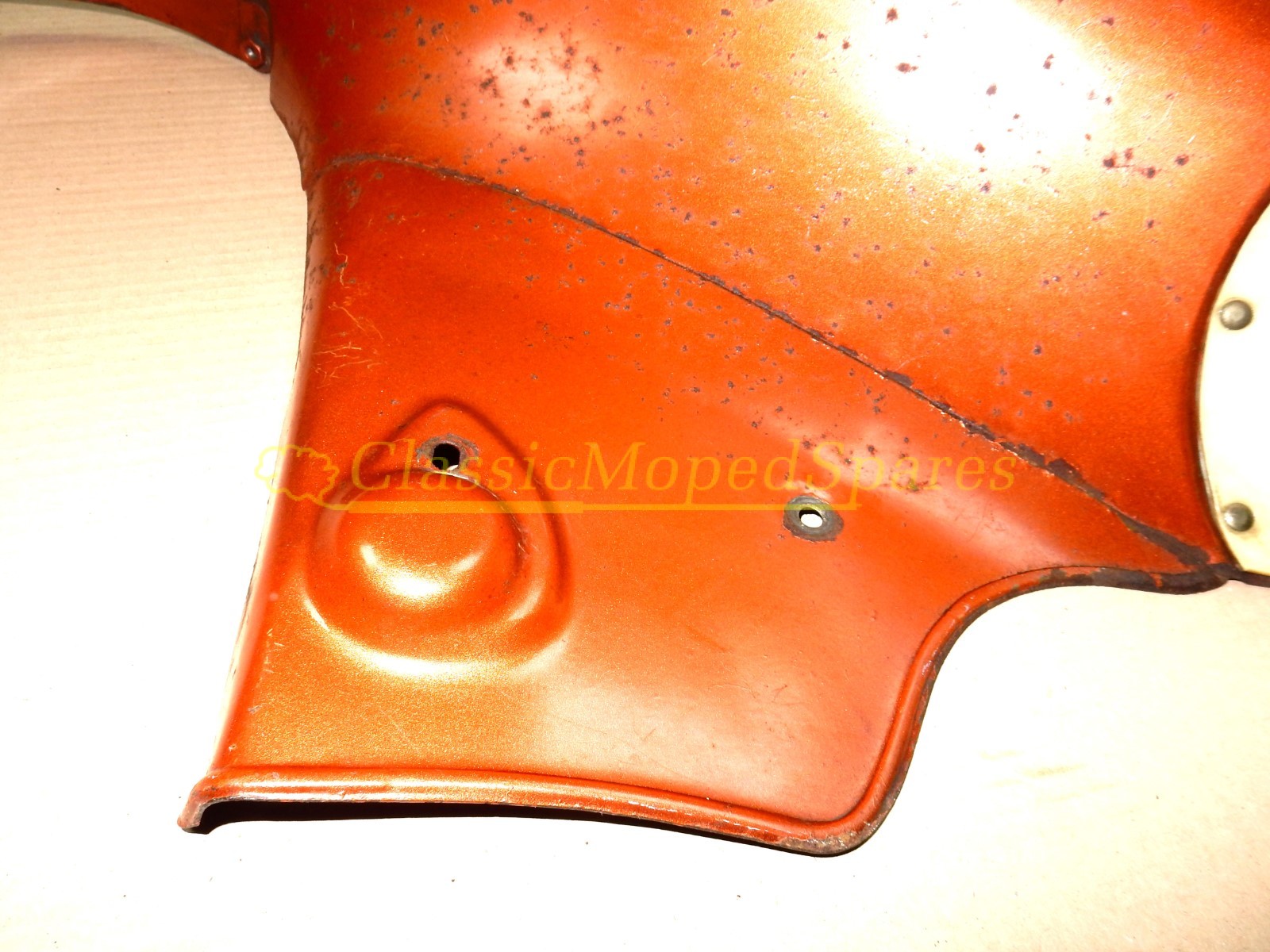 Motobecane Mobylette Right Hand Side Legshield with White Flap with "M" Logo - Image 5
