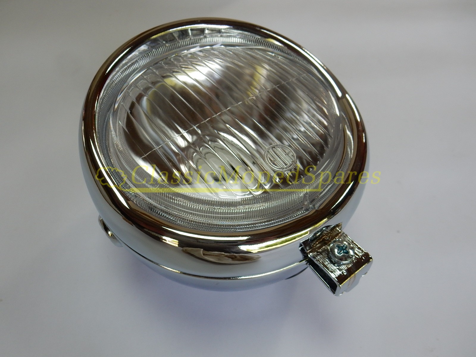 Universal Round Chrome Cased Front Headlight Lamp 135mm diameter Single Lower Point Fitting - Image 3
