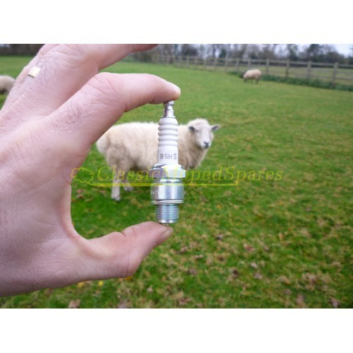 B5HS 4210 NGK Spark Plug Genuine (NEW)