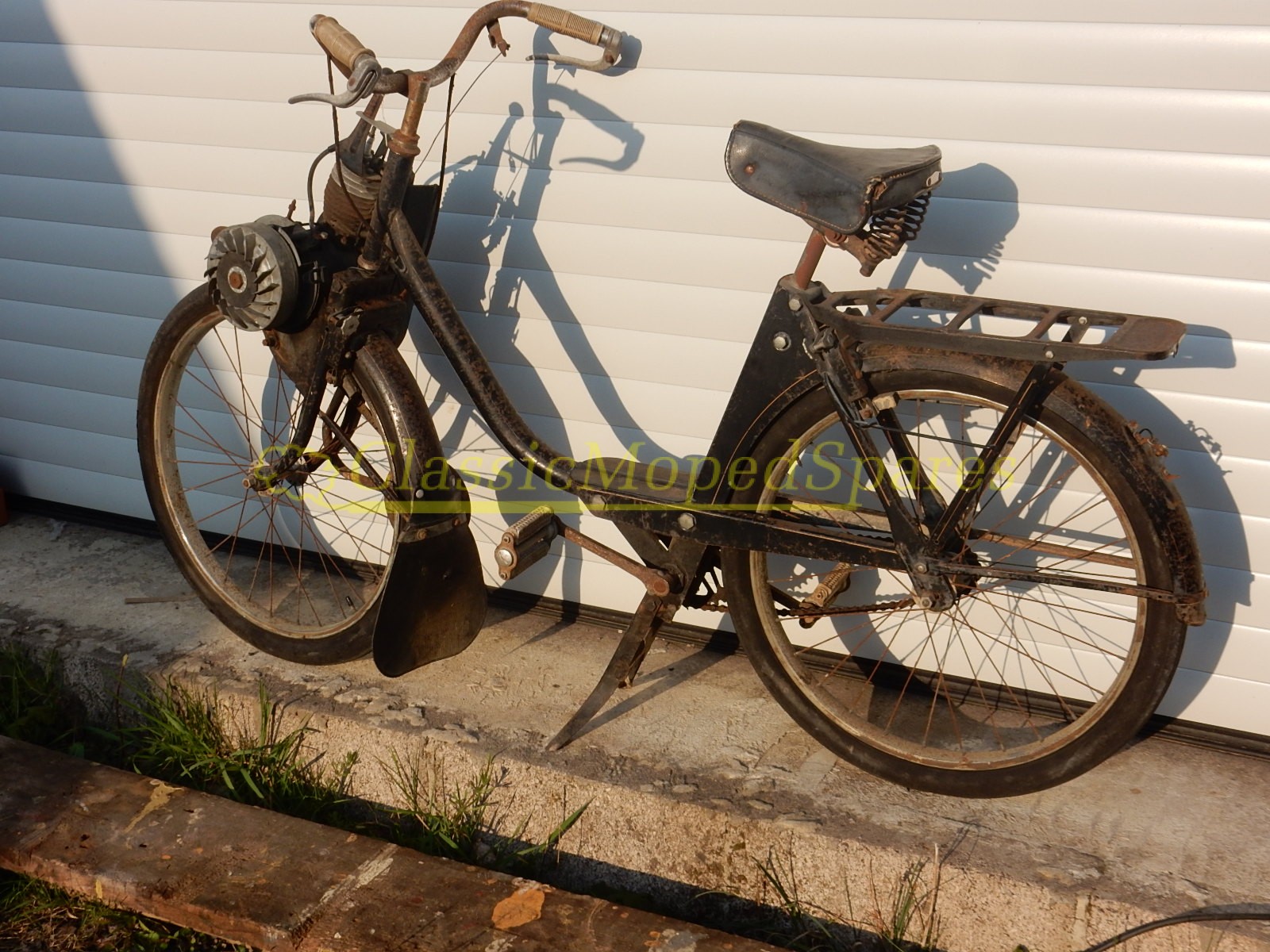 1962 Velo Solex 1700 / 2200 Autocycle Moped For Sale, Barn Find Restoration or Parts - Image 3