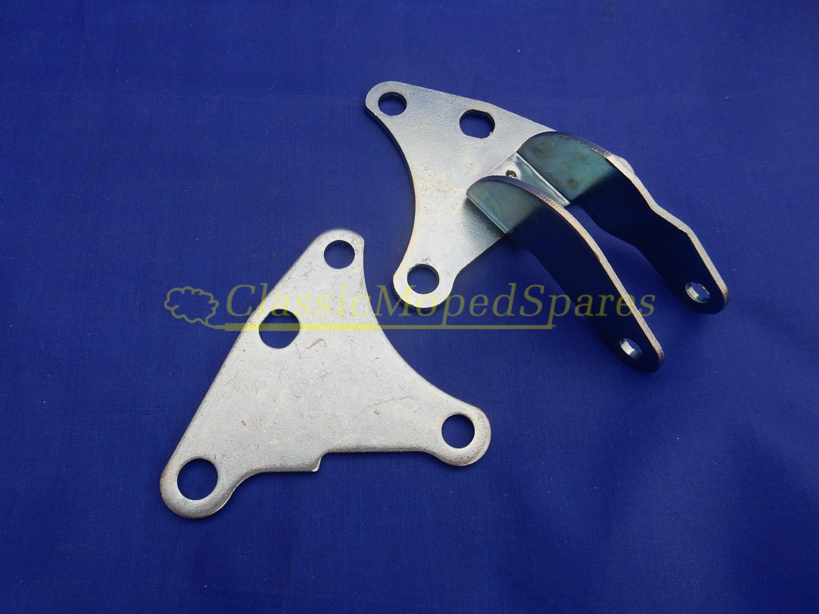 Mobylette Motobecane AV10 Engine Spring Mounting Plates MBK51 ONLY