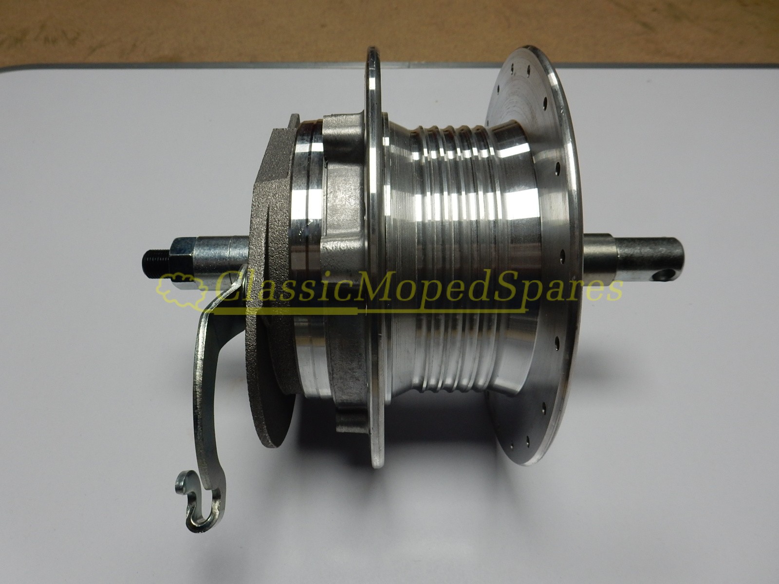 Mobylette MBK 85 / 89 Rear Hub 36 hole, 12mm axle fitting - Image 2