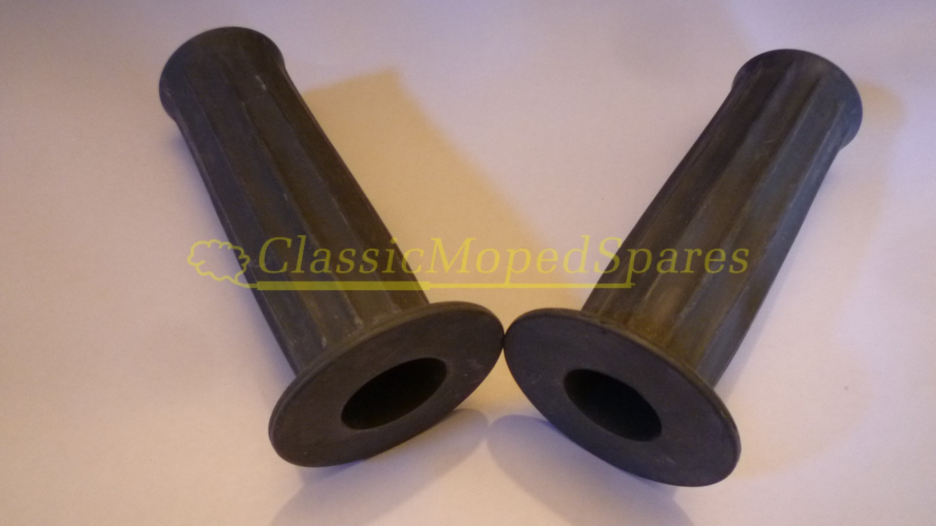 Genuine NEW Motobecane Mobylette 'M' Series 40, 50 Handlebar Grips fits most models - Image 3