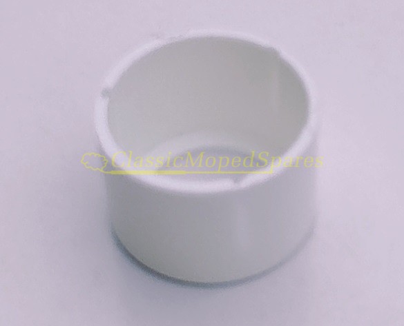NEW Raleigh Mobylette Gurtner AR2-12 Carburettor Inlet Clamp Bush White - 17mm Part 16630