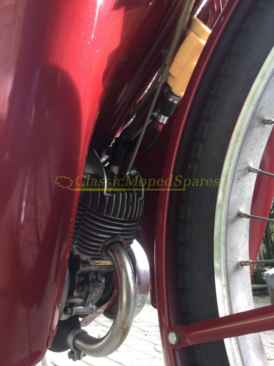 Raleigh Runabout RM6 De Luxe Moped in Red with V5c NOW SOLD - Image 3