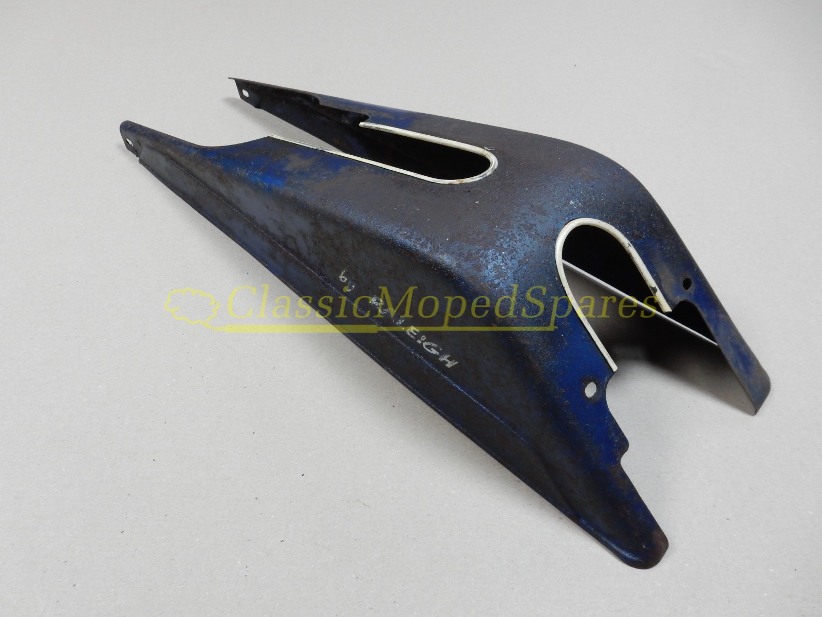 Raleigh RM7 Wisp Fiesta Blue Frame Fairing Top Cover - Image 5