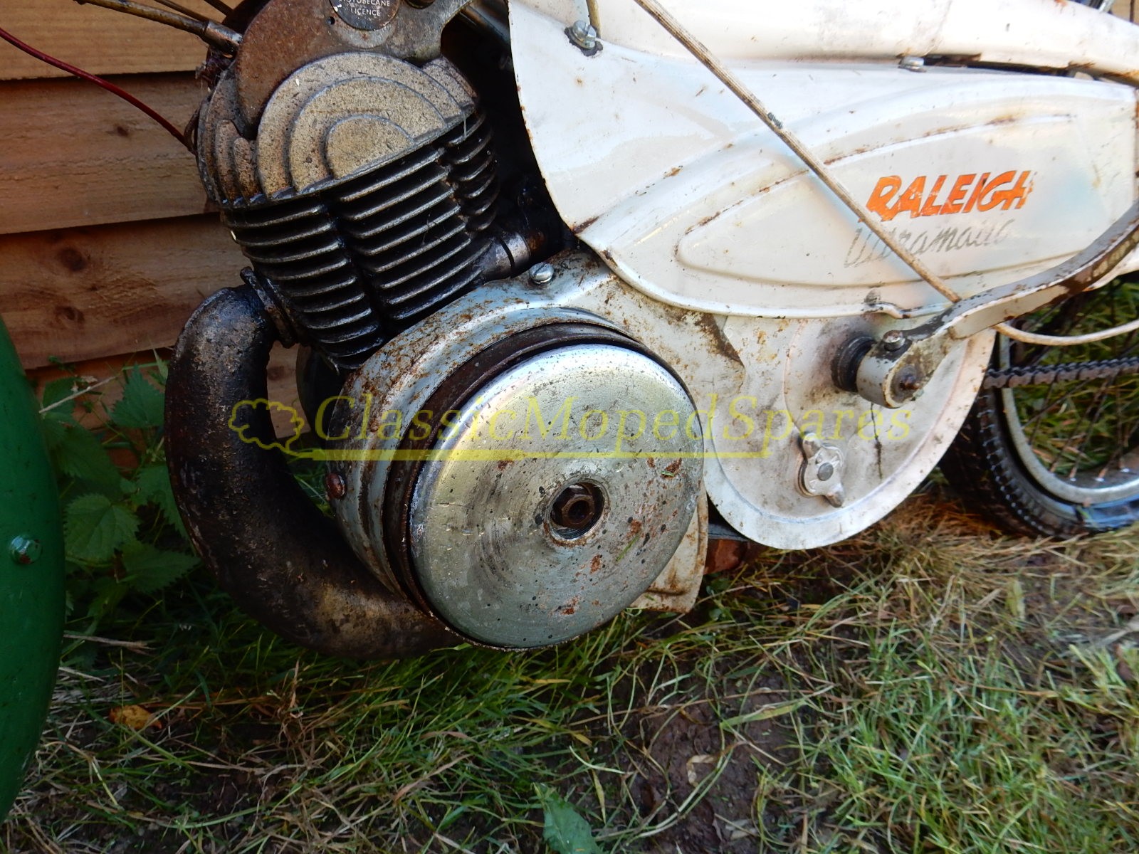 1965 Raleigh RM9 Ultramatic Moped (faster version of the Raleigh RM6 Runabout) - Image 3