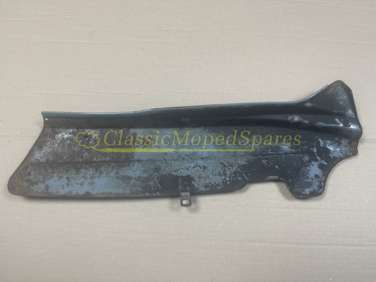 Original Metal Mobylette AV88 Left Hand Chain Guard Cover Fairing in Blue - Image 5