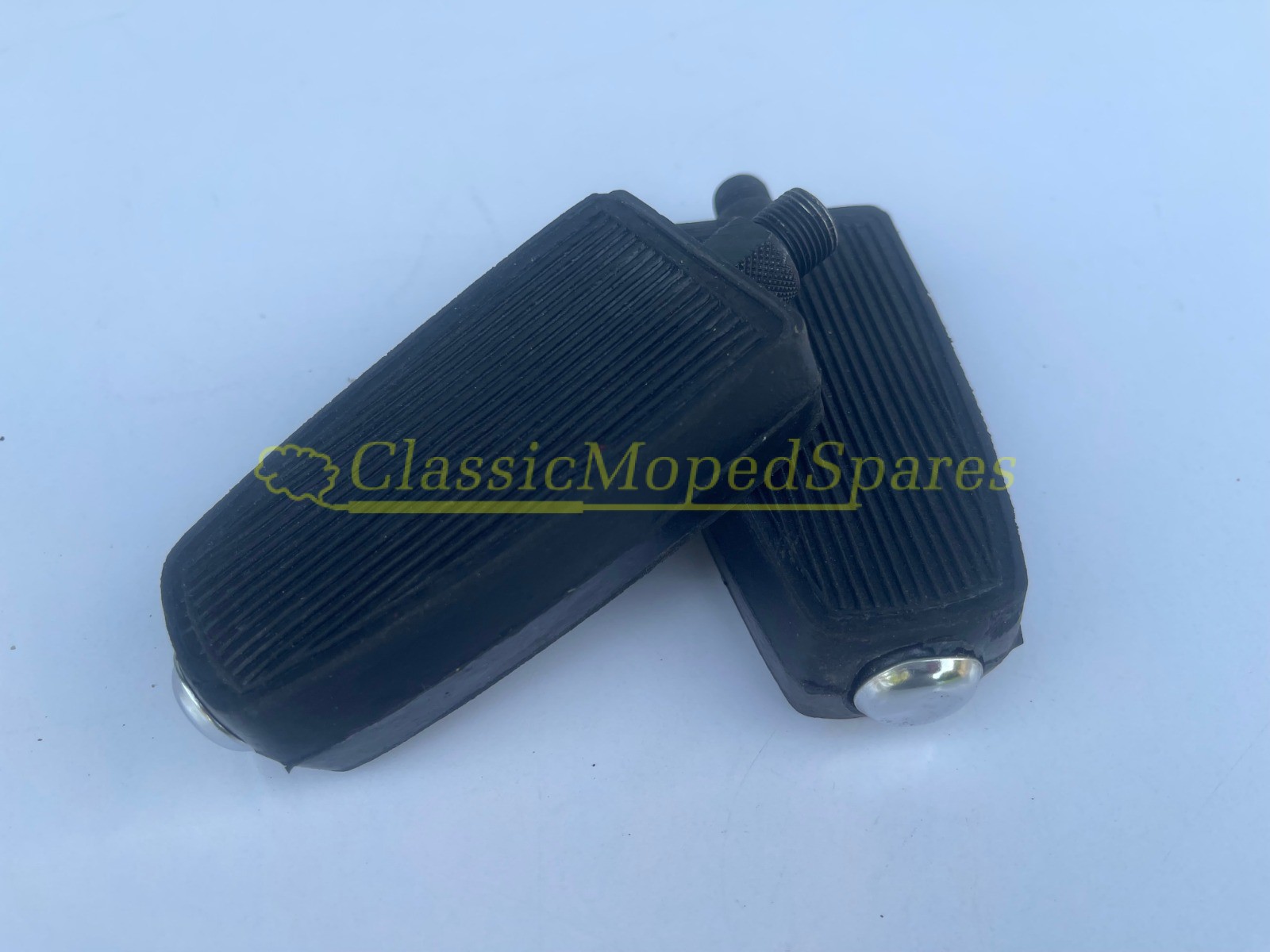 NEW Universal Small Pear Shaped Moped Replacement Pedals - Image 2
