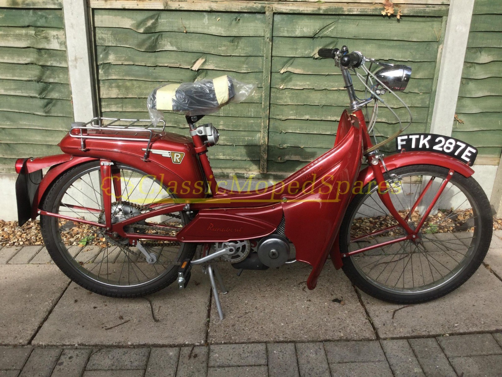Raleigh Runabout RM6 De Luxe Moped in Red with V5c NOW SOLD - Image 2