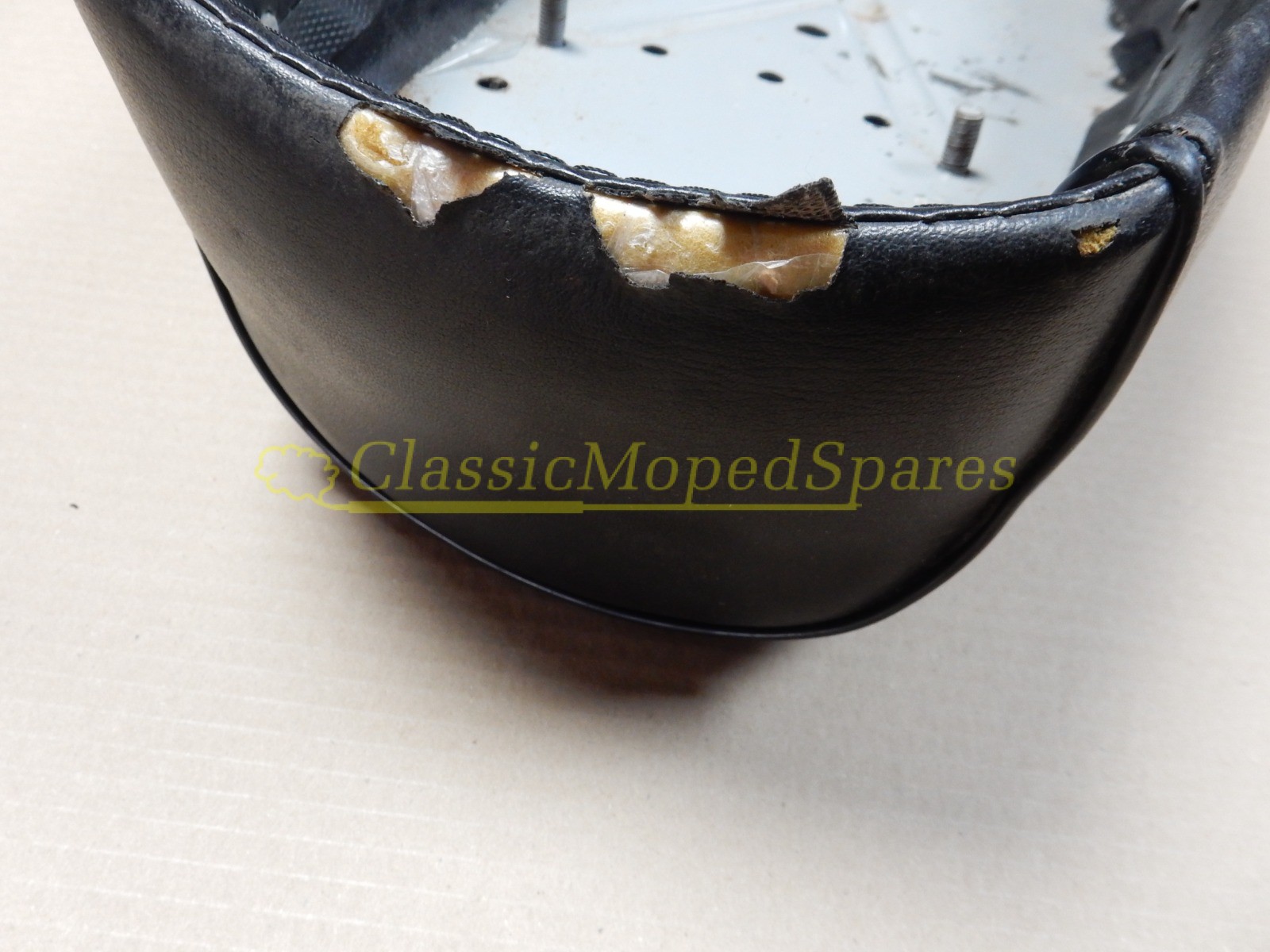Mobylette Raleigh or other moped plain Black Dual Saddle Seat - Image 4