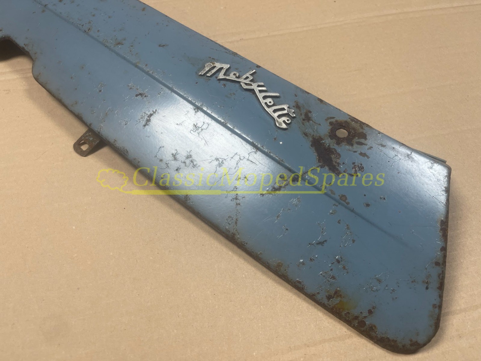 Original Metal Mobylette AV88 Left Hand Chain Guard Cover Fairing in Blue - Image 3