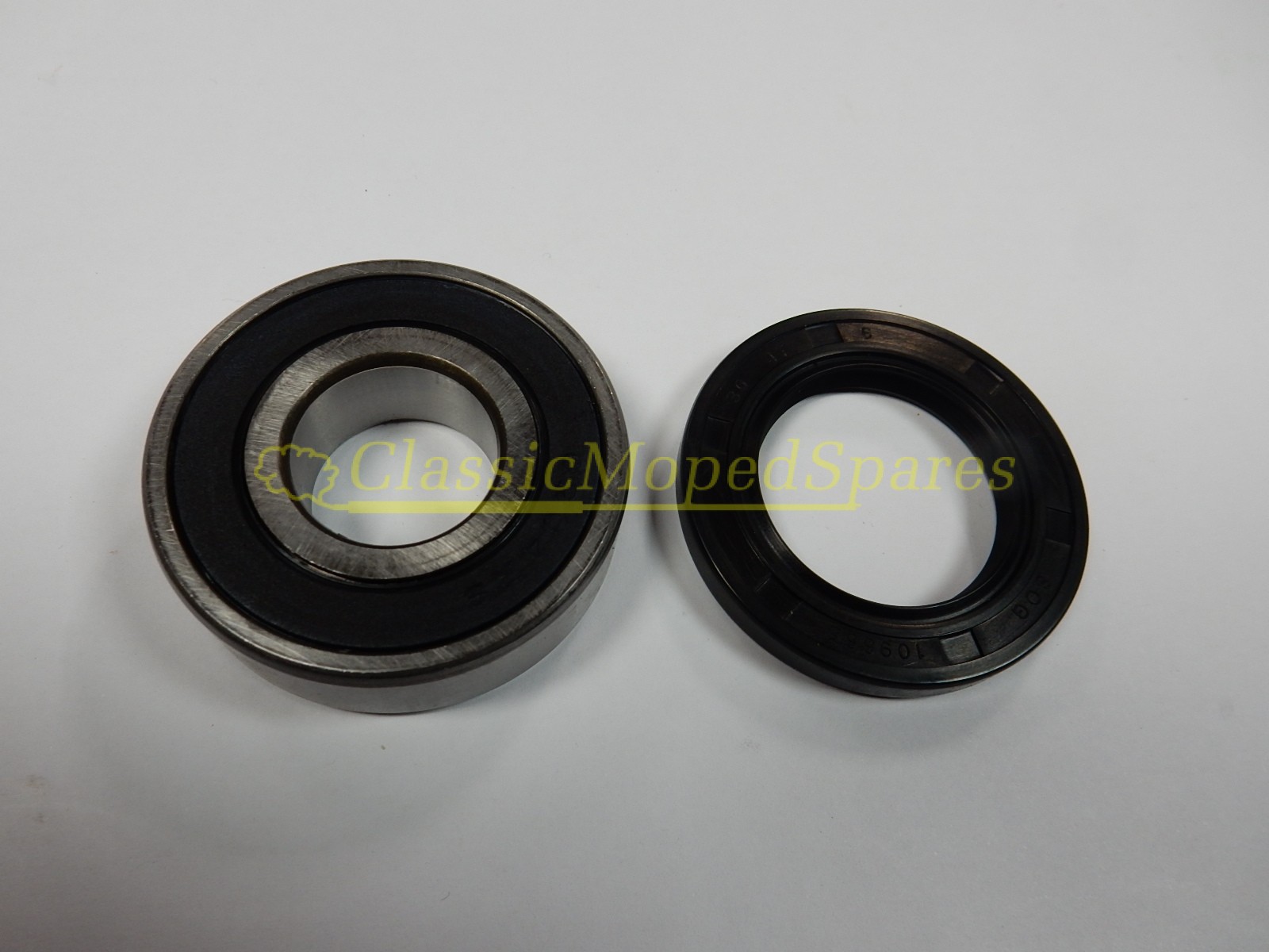 Wheel bearing kit 6204 2RS RSM + oil seal for Piaggio NRG Typhoon