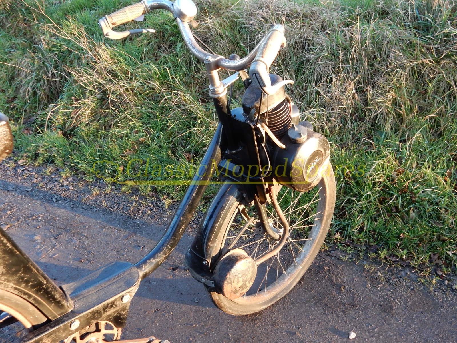 1963 VELOSOLEX VELO SOLEX 2200 AUTOCYCLE MOPED FOR SALE - Running Order - SOLD BY AUCTION on EBay May 2017 - Image 2