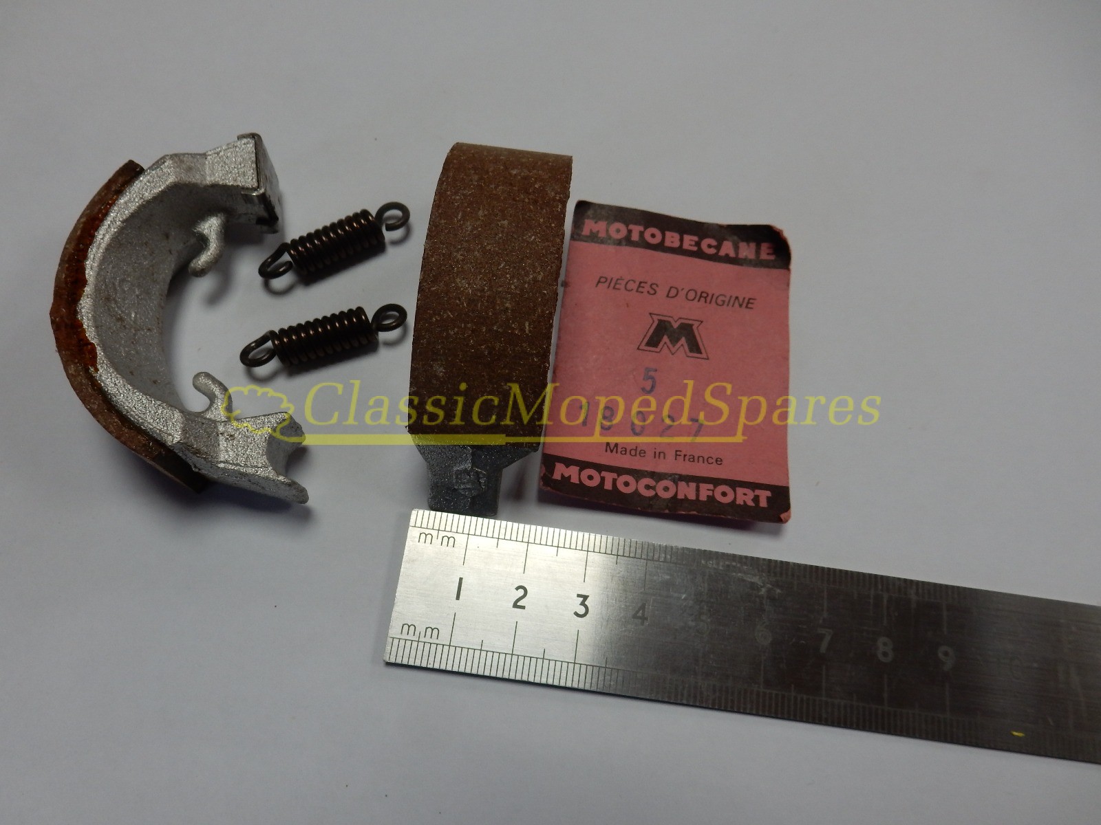 Mobylette Motobecane AV42 70 x 20 mm Lelu Hub Rear Brake Shoes part 18027 - Image 3