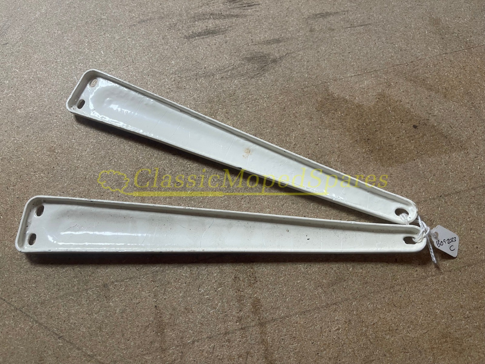 Raleigh RM6 Runabout Upright Rear Tank Support Mudguard Stays (Set of two) - Image 2