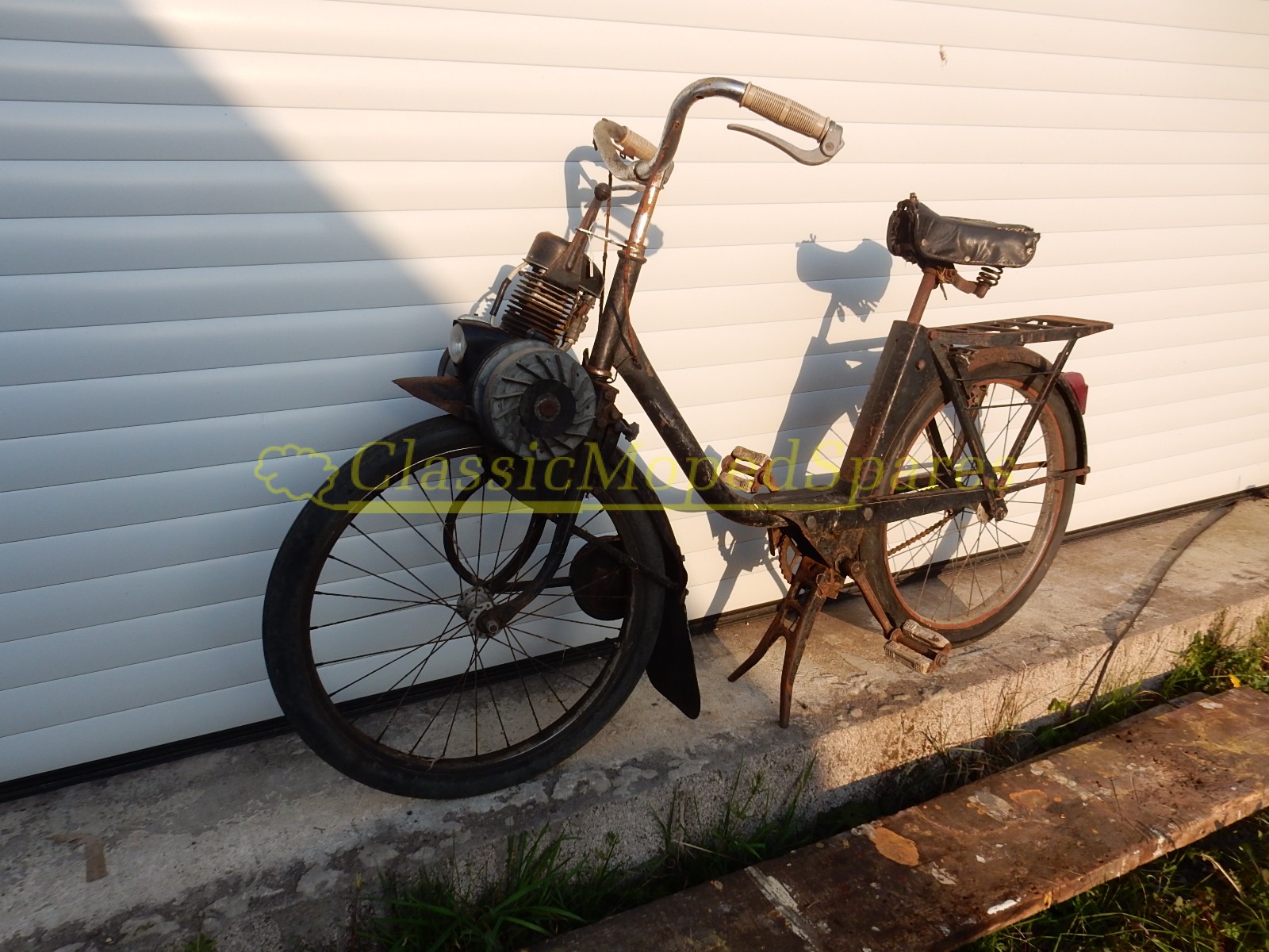 1961 Velo Solex 2200 Autocycle Moped For Sale (Restoration or Parts Barn Find) - Image 11