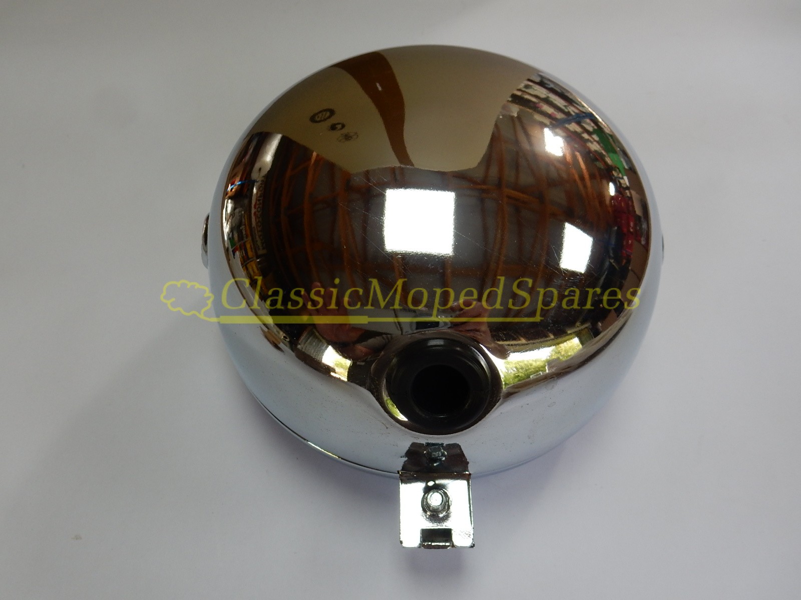 Universal Round Chrome Cased Front Headlight Lamp 135mm diameter Single Lower Point Fitting - Image 2