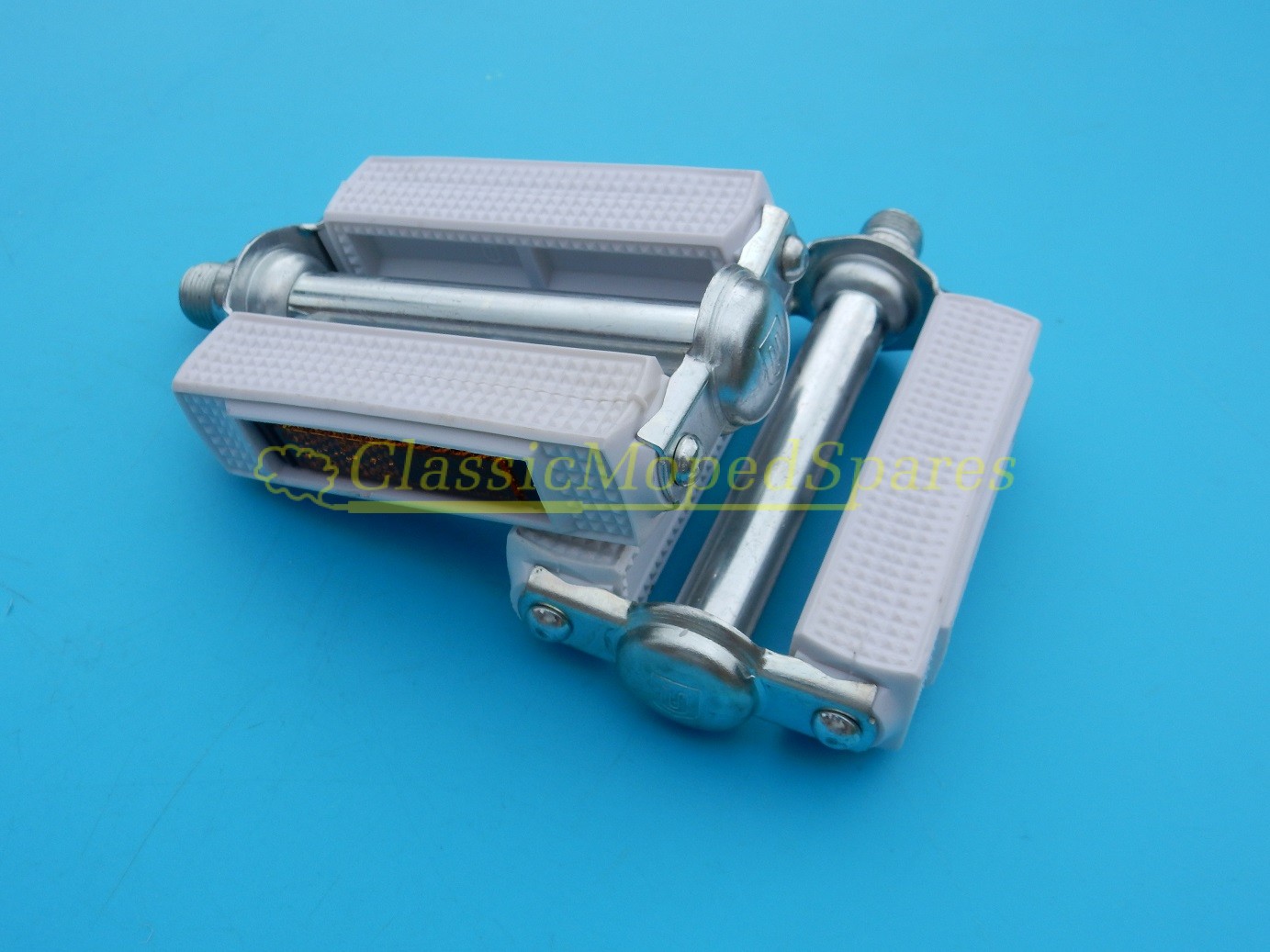 Motobecane, Mobylette, Raleigh Moped Pair of Pedals in White