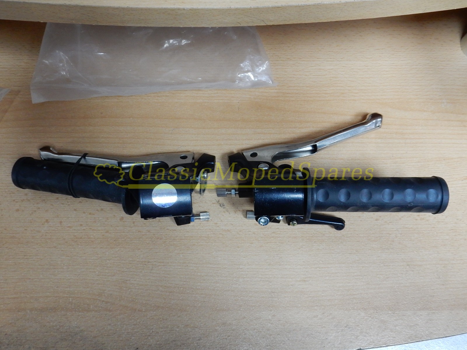 MBK 51 Left and Right Lever, Throttle Assembly