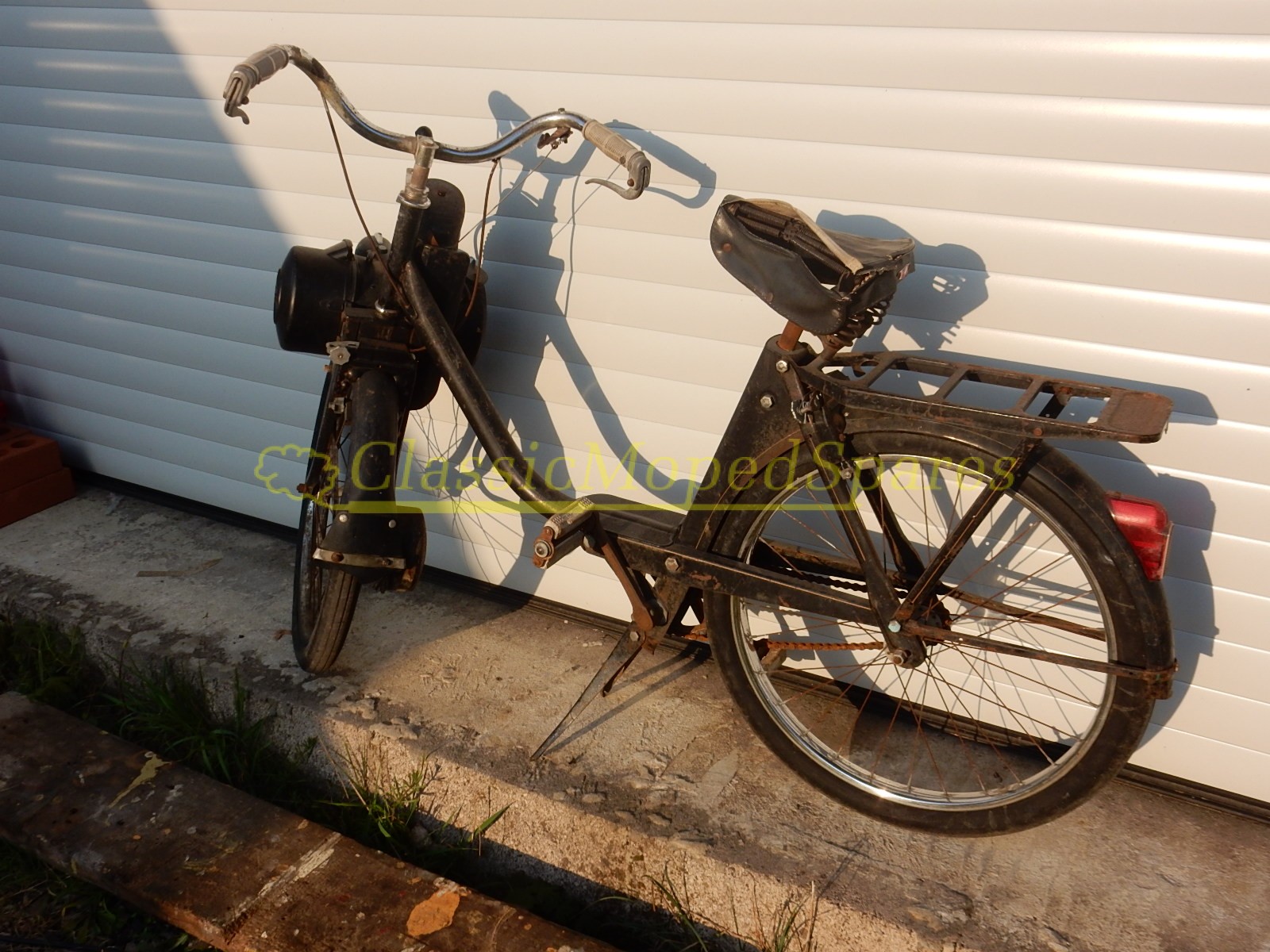 1962 Velo Solex 2200v1 Autocycle Moped For Sale (Restoration or Parts Barn Find) - Image 3