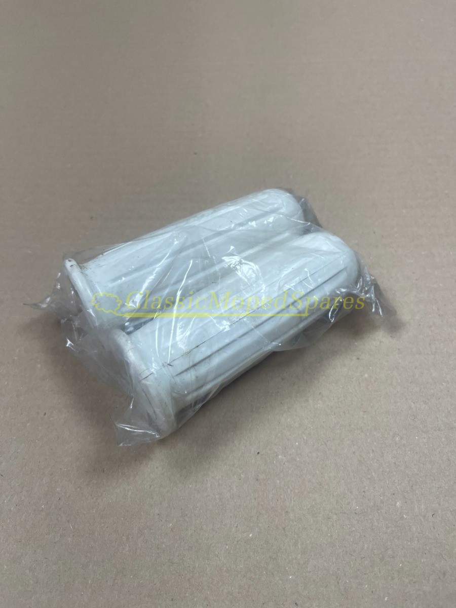 Raleigh RM7 Wisp White Handlebar Grips (Pair) MTN273 - Image 3