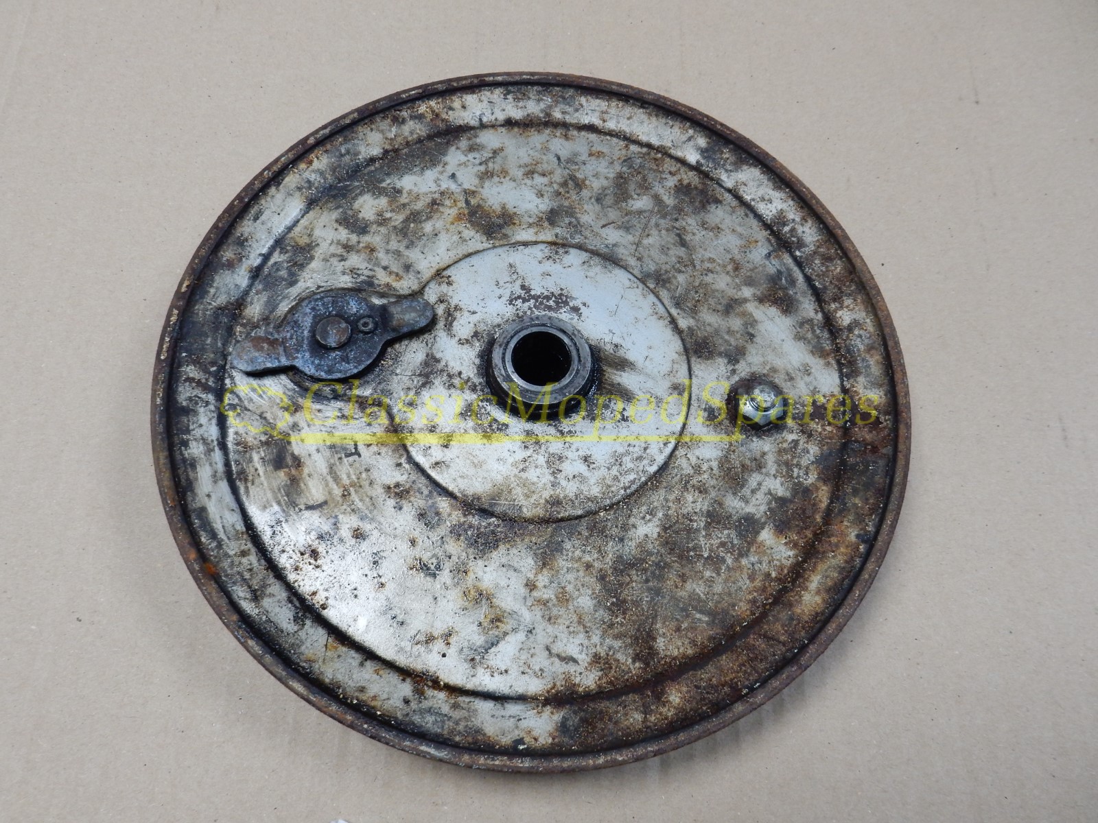 Original Mobylette 50 Drive Pulley with 12 Teeth Cog and Engagement Lever - Image 2