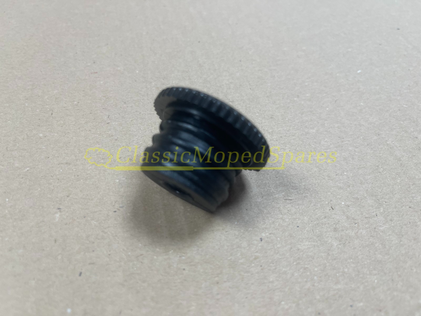Mobylette Replacement Replica Round Push on Fuel Cap in Black 30mm - Image 3