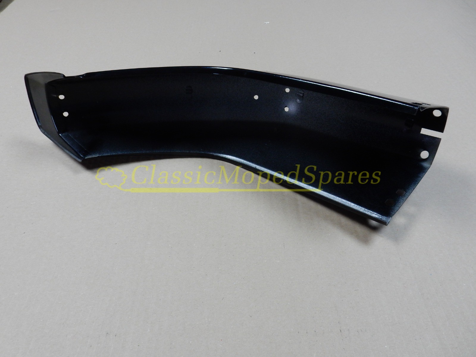 Mobylette Motobecane SP92, SP93 Rear Mudguard Fender Tailpiece Bridge part 20489 - Image 7