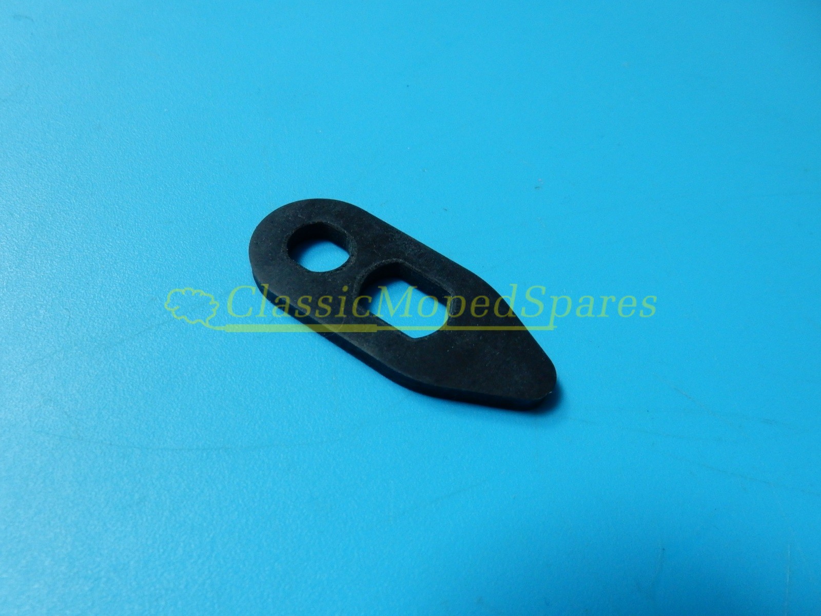 NEW MOBYLETTE MOTOBECANE Series 40, Series 50, X7 Range, FLY WHEEL MAGENTO COVER RUBBER CLIP