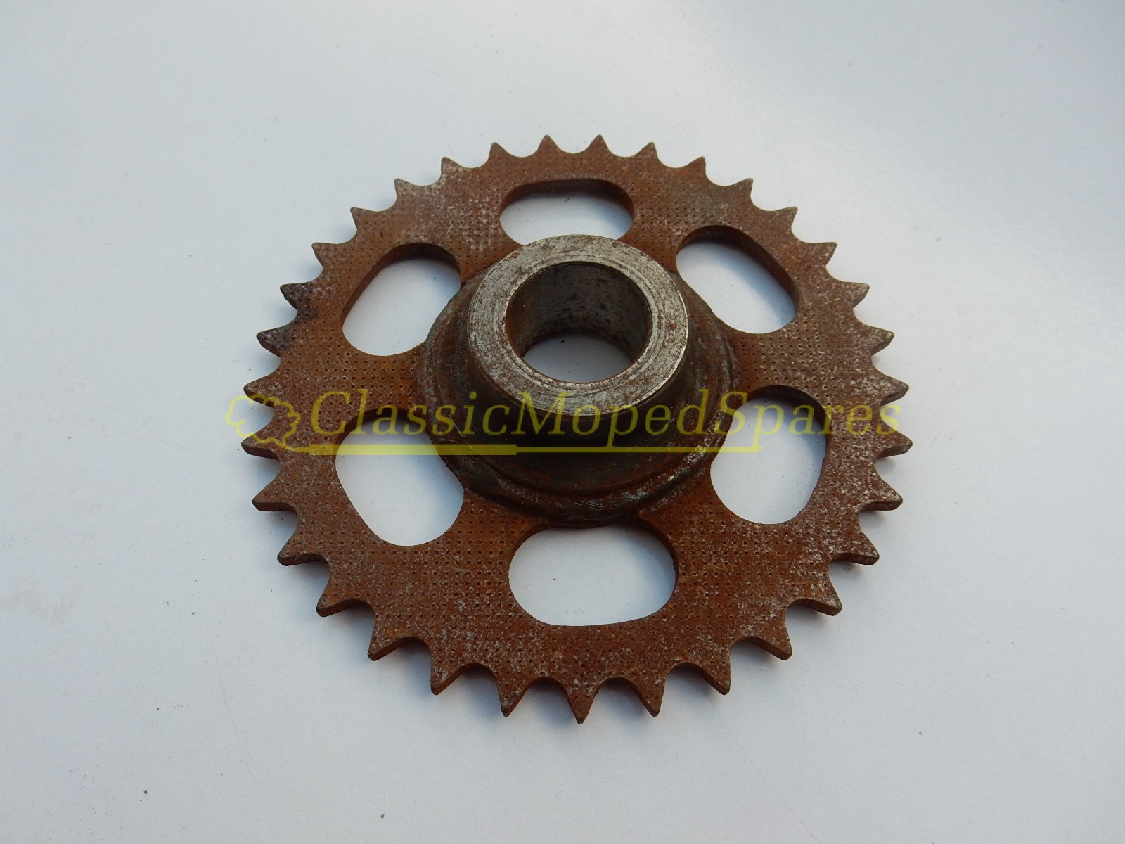 Mobylette Primary Chain Sprocket 33T Part Number 20145 - Image 2