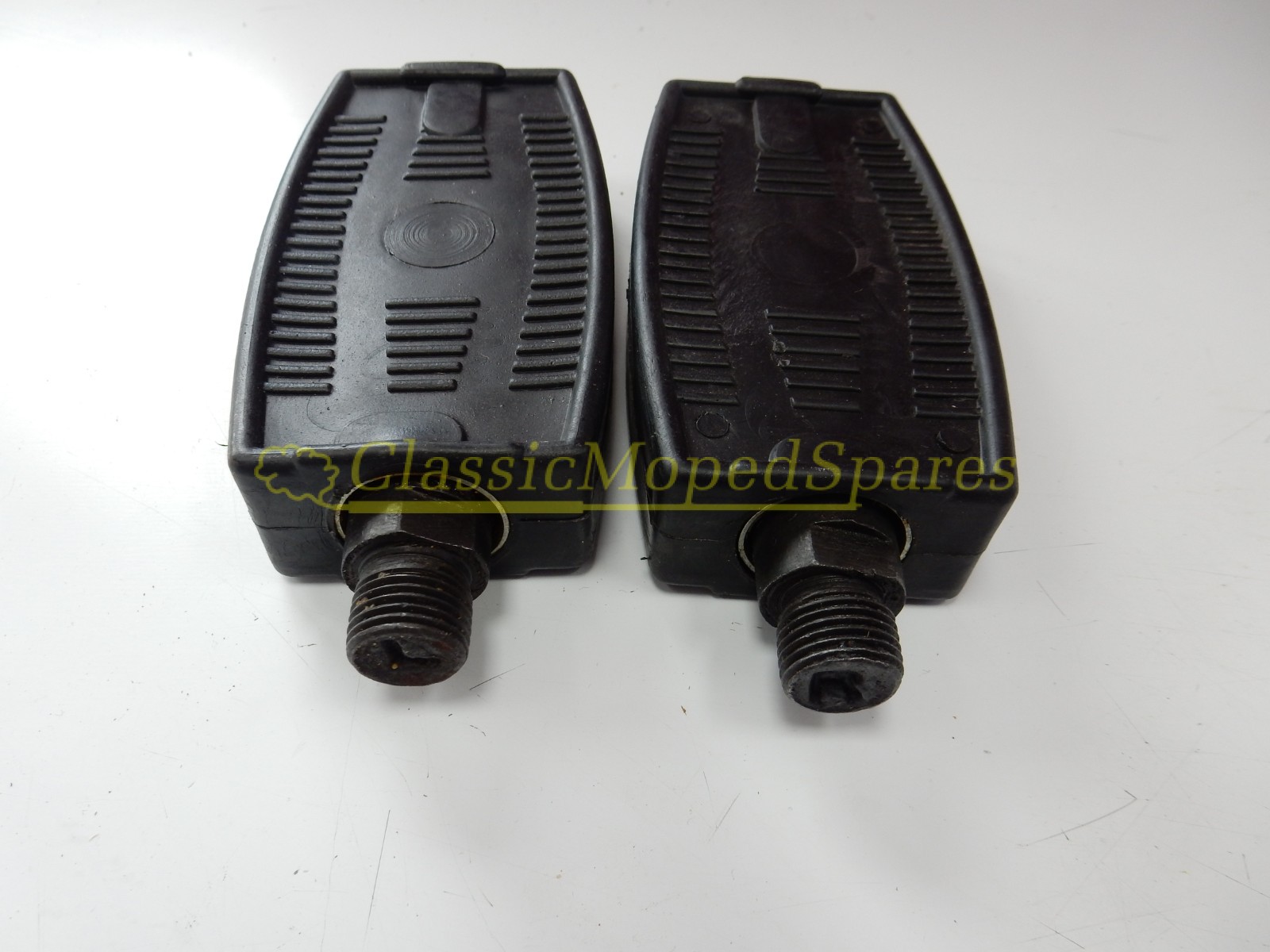 Mobylette, Motobecane, Peugeot Raleigh, Universal Pair of Block Pedals - Budget Set - Image 2