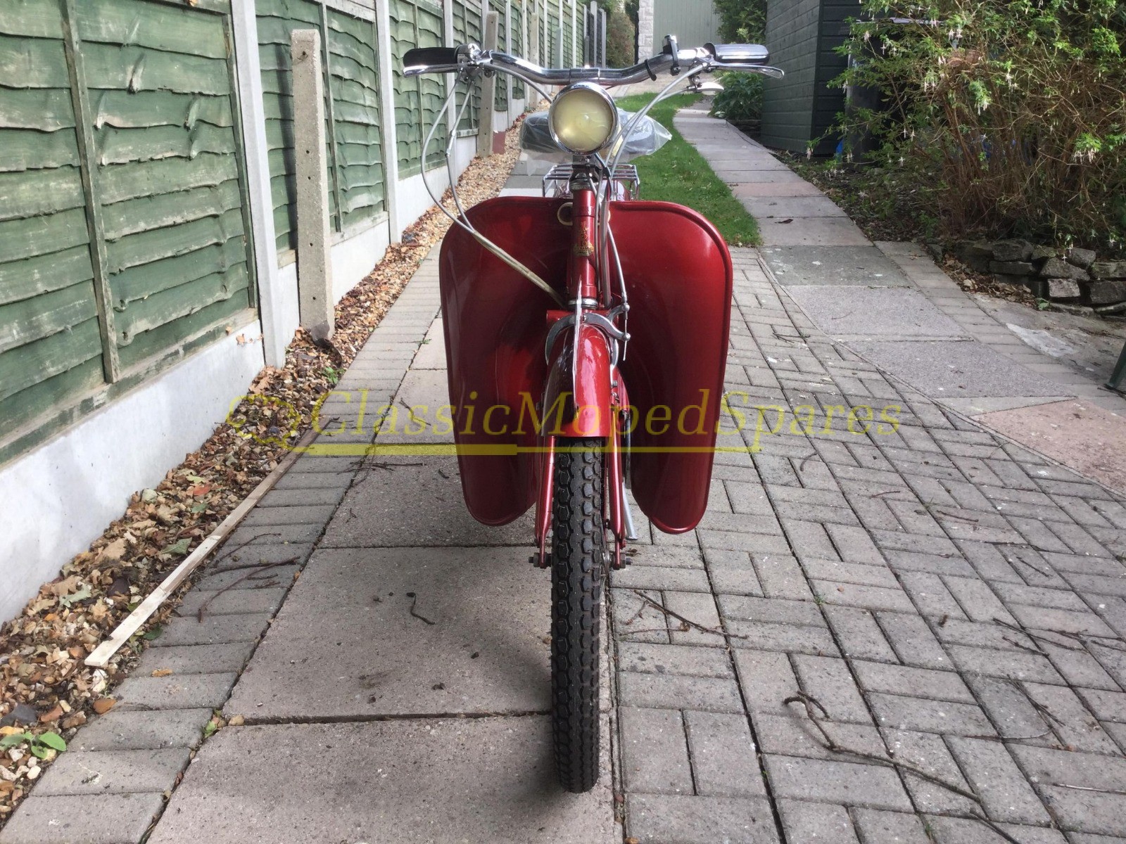 Raleigh Runabout RM6 De Luxe Moped in Red with V5c NOW SOLD - Image 4