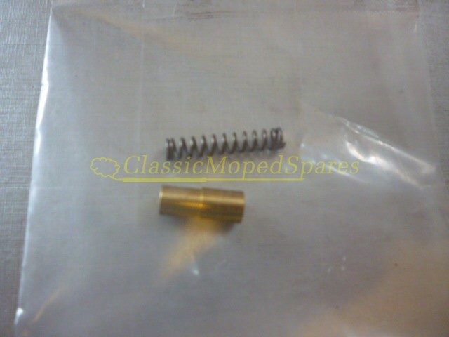 Raleigh / Mobylette Choke Enrichment Plunger and Spring MTH110 & MTH111
