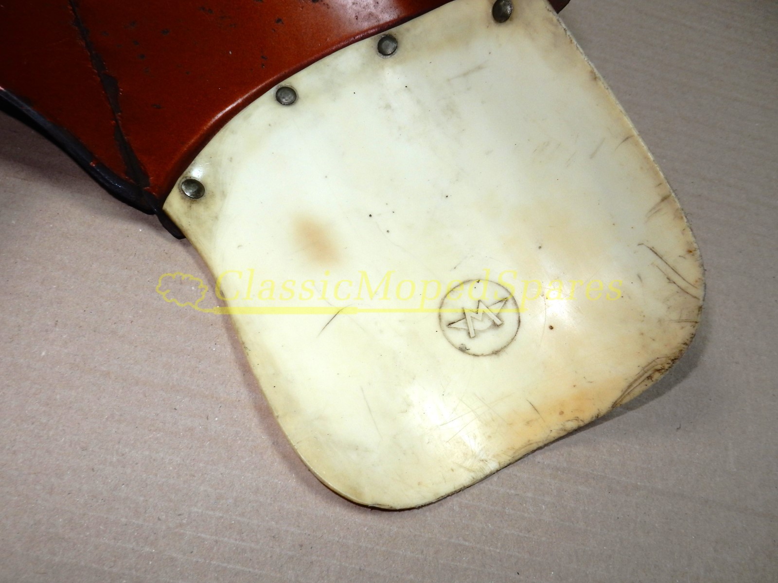 Motobecane Mobylette Right Hand Side Legshield with White Flap with "M" Logo - Image 4