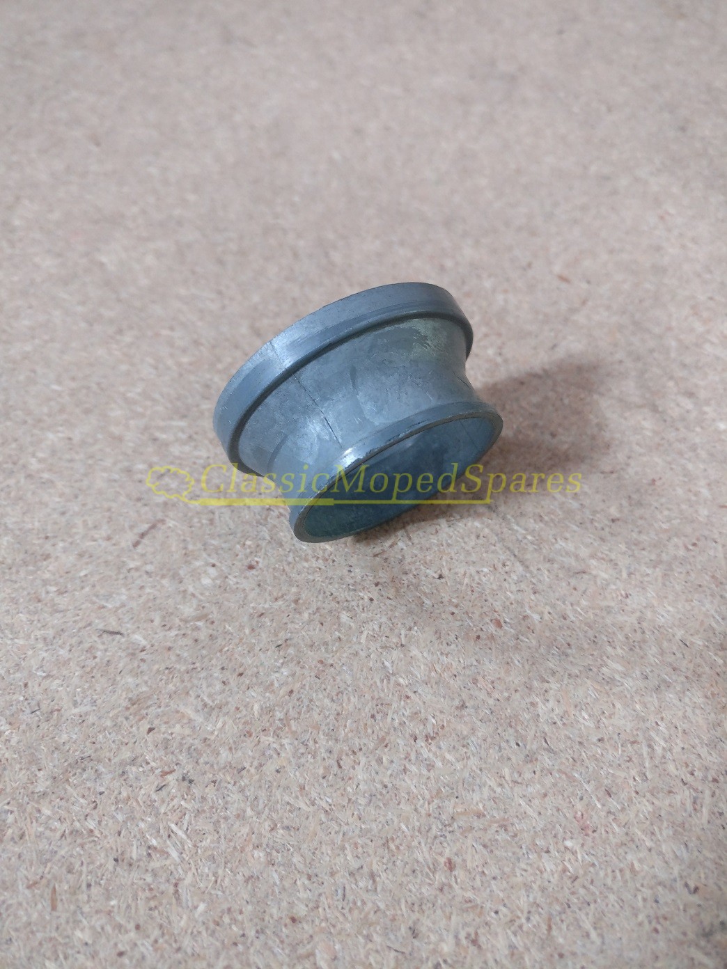 Mobylette AV42 Moped Clutch Retaining Sleeve 17252