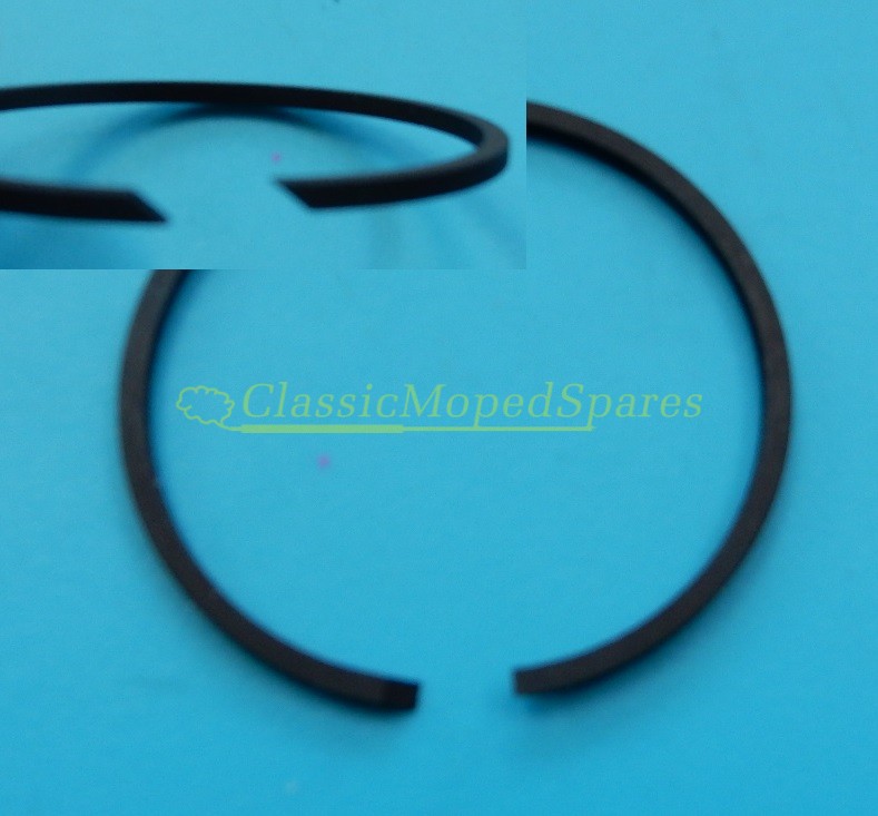 Velo Solex Piston Ring 39.5 x 2.5 Curved Scarf Diagonal Edge Type for SoleX 330/660/1010*/1400*/1700*/2200* Early Models