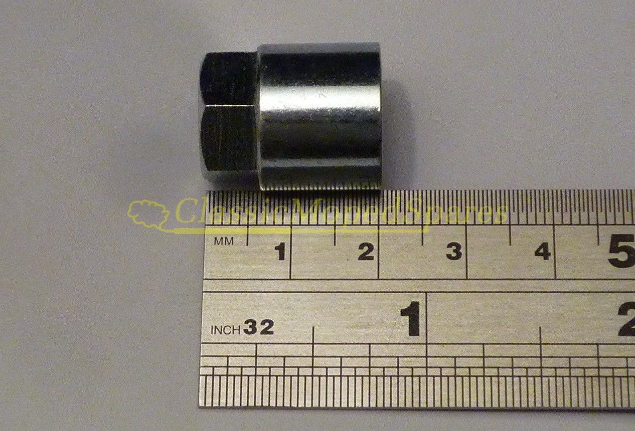 Mobylette 40VL,40VS  H40VL,H40VS,H40VLC Moped Clutch Nut 17455