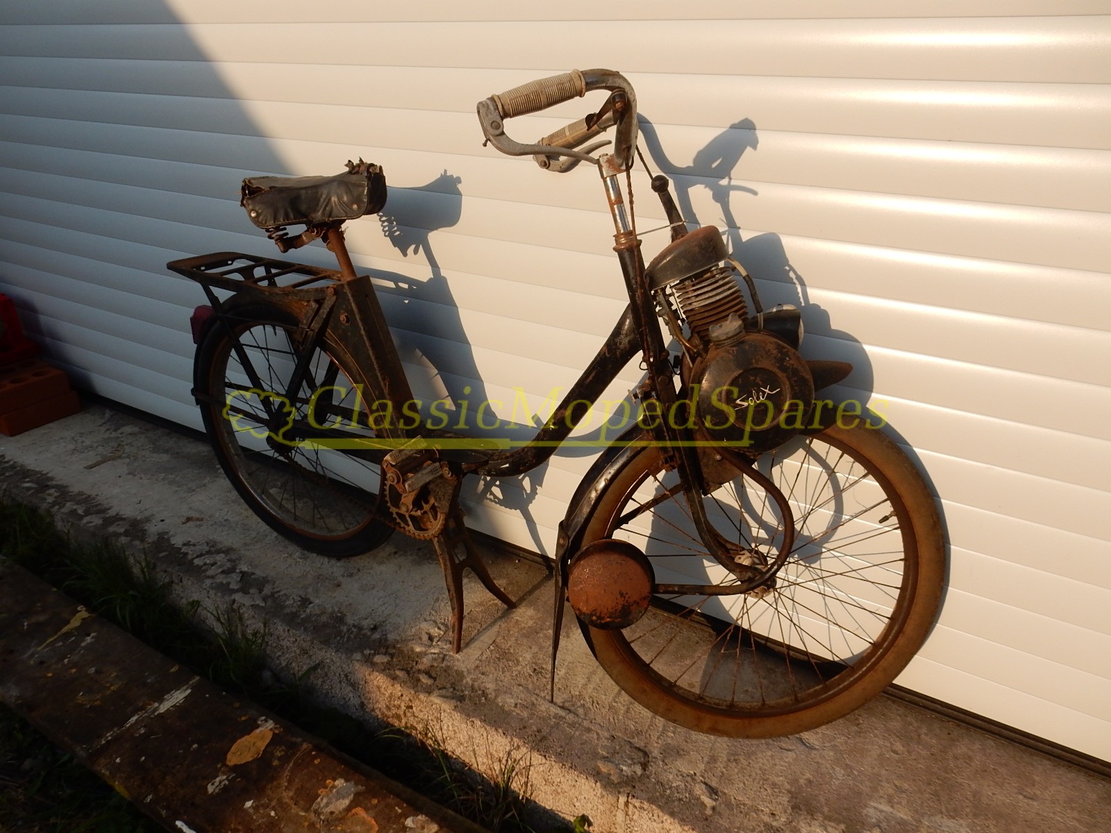 1961 Velo Solex 2200 Autocycle Moped For Sale (Restoration or Parts Barn Find) - Image 4