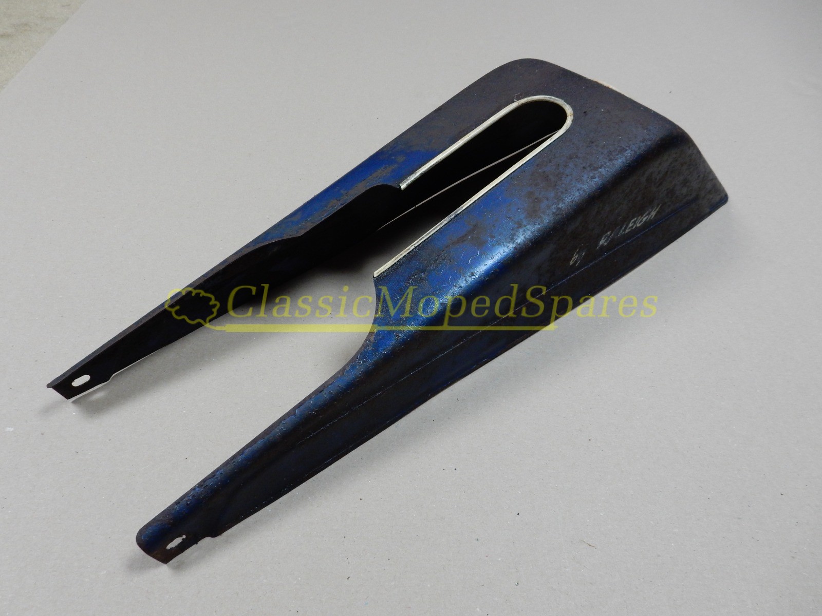 Raleigh RM7 Wisp Fiesta Blue Frame Fairing Top Cover - Image 2