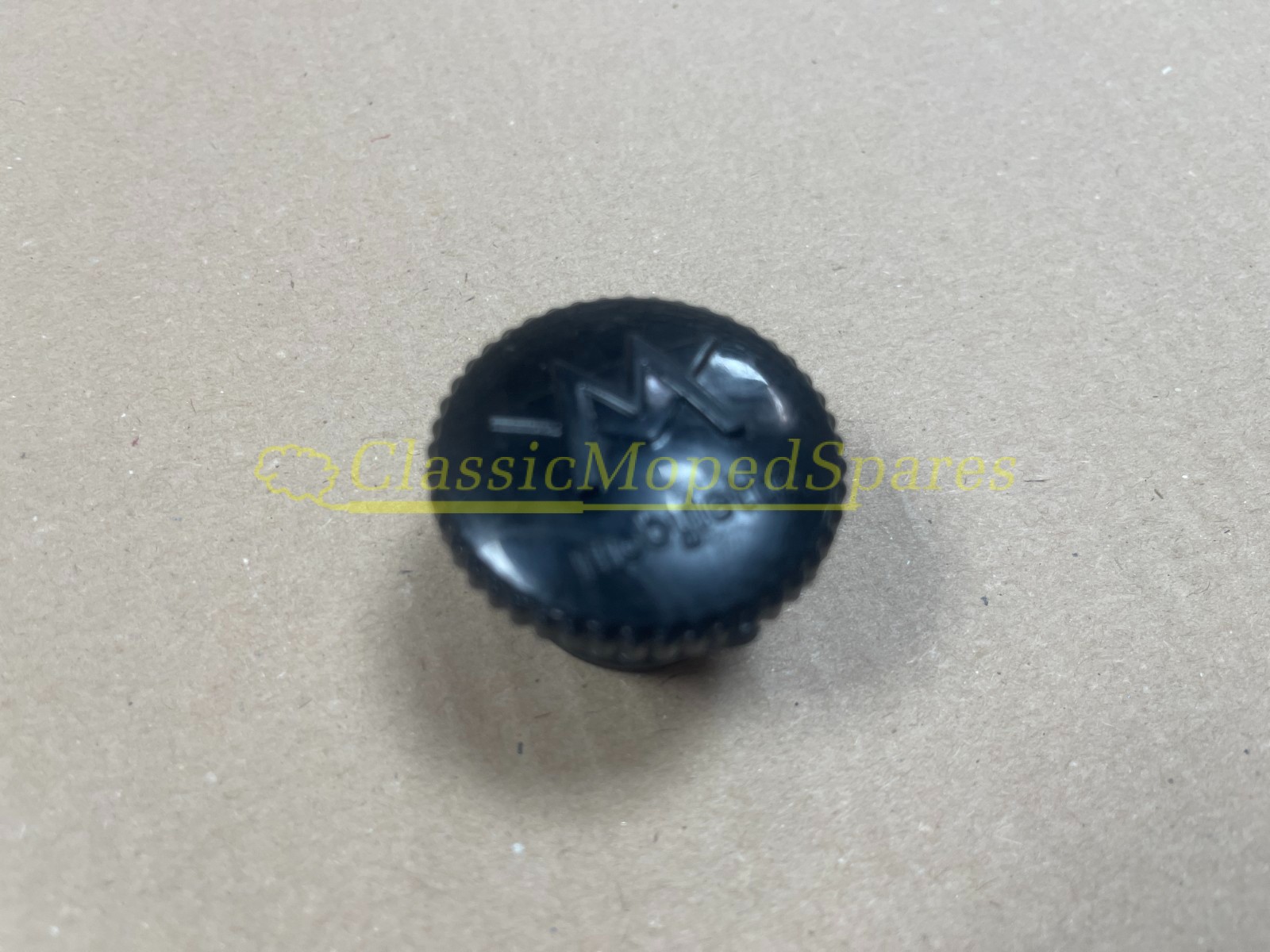Mobylette Replacement Replica Round Push on Fuel Cap in Black 30mm - Image 2