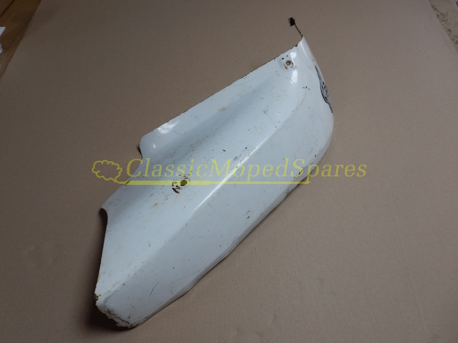 Mobylette AV89 (and Raleigh RM5 Supermatic) Newer Telescopic Fork Model Right Hand Leg shield - Image 4