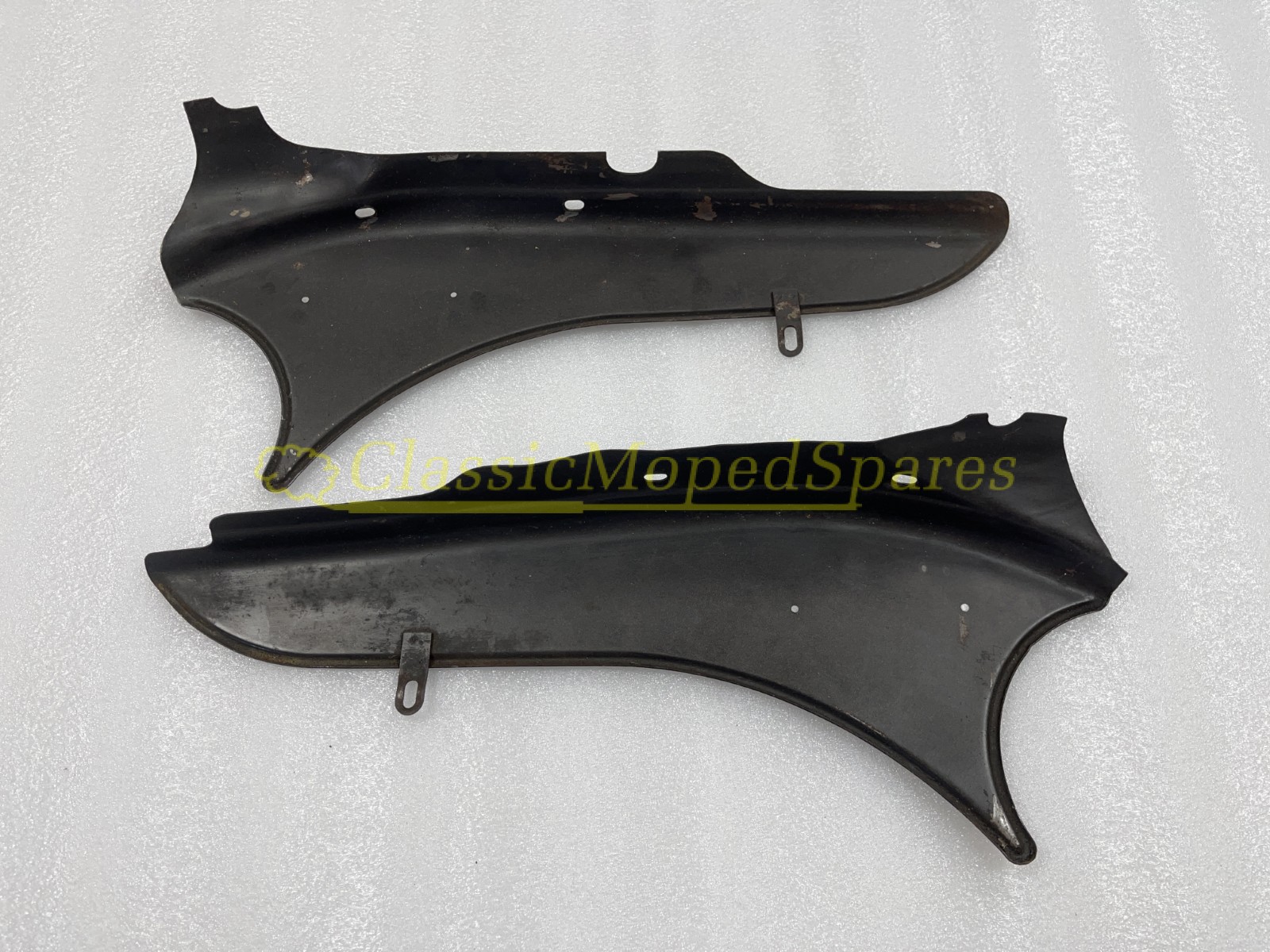 1950's Rare Original Mobylette AV3 Chain and Engine Side Panels Covers Guards - Image 4