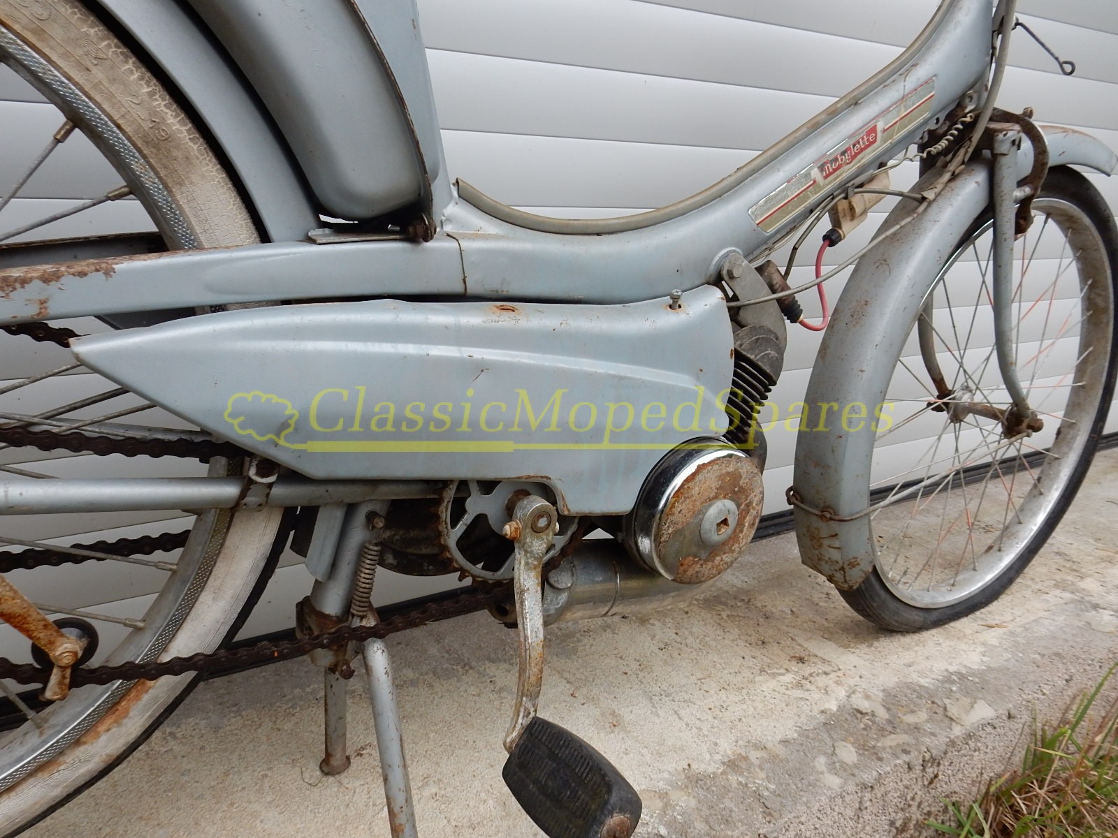 1960's Mobylette AV42 / AV42S Moped, Bike for spares, repair, restoration (EBAY Auction) - Image 4